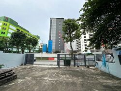 Macpherson Industrial Estate (D13), Warehouse #467292591
